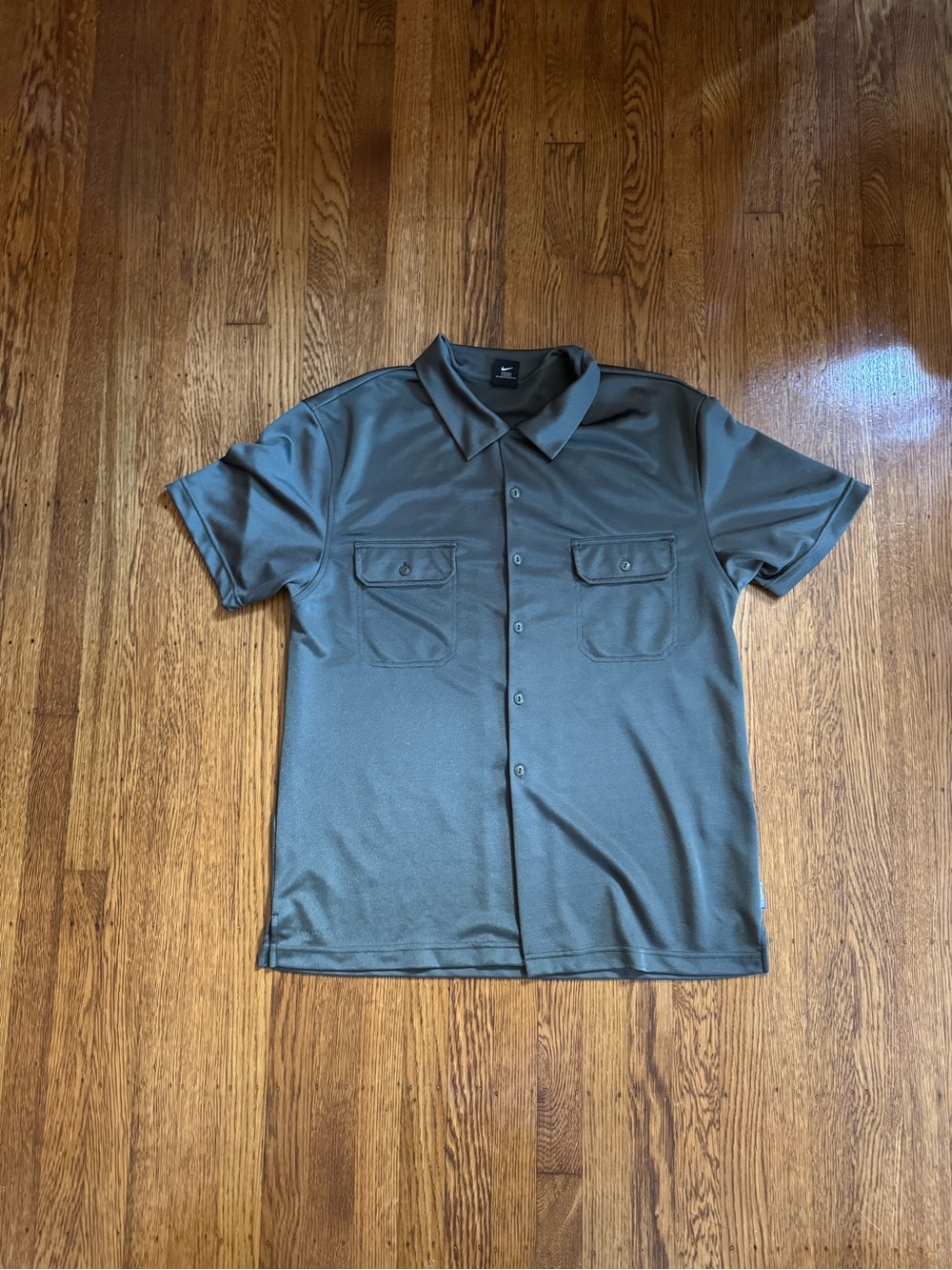 Nike ACG Gray Utility Button Front Dri-FIT Shirt Men’s XL